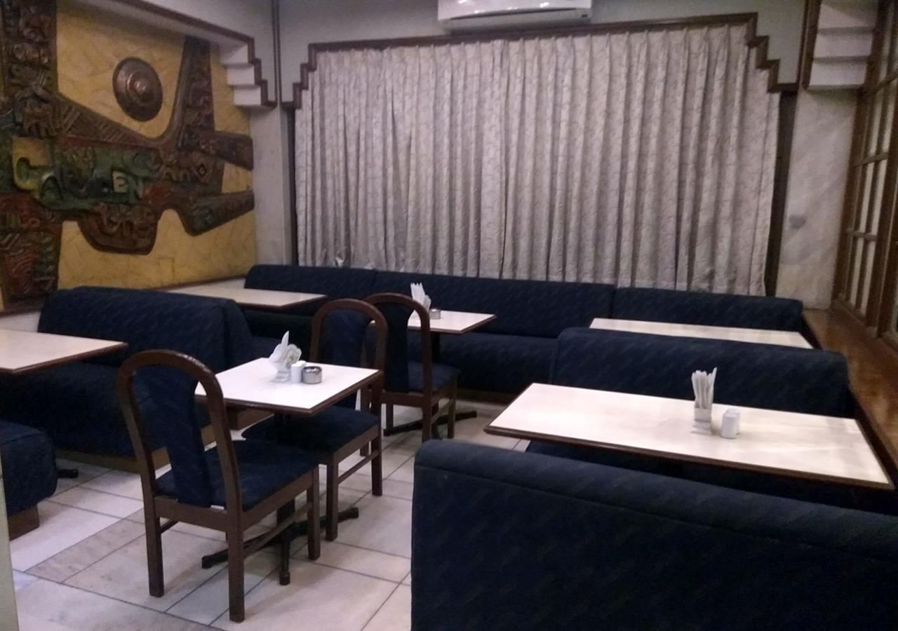 Garden Hotel Mumbai Exterior foto