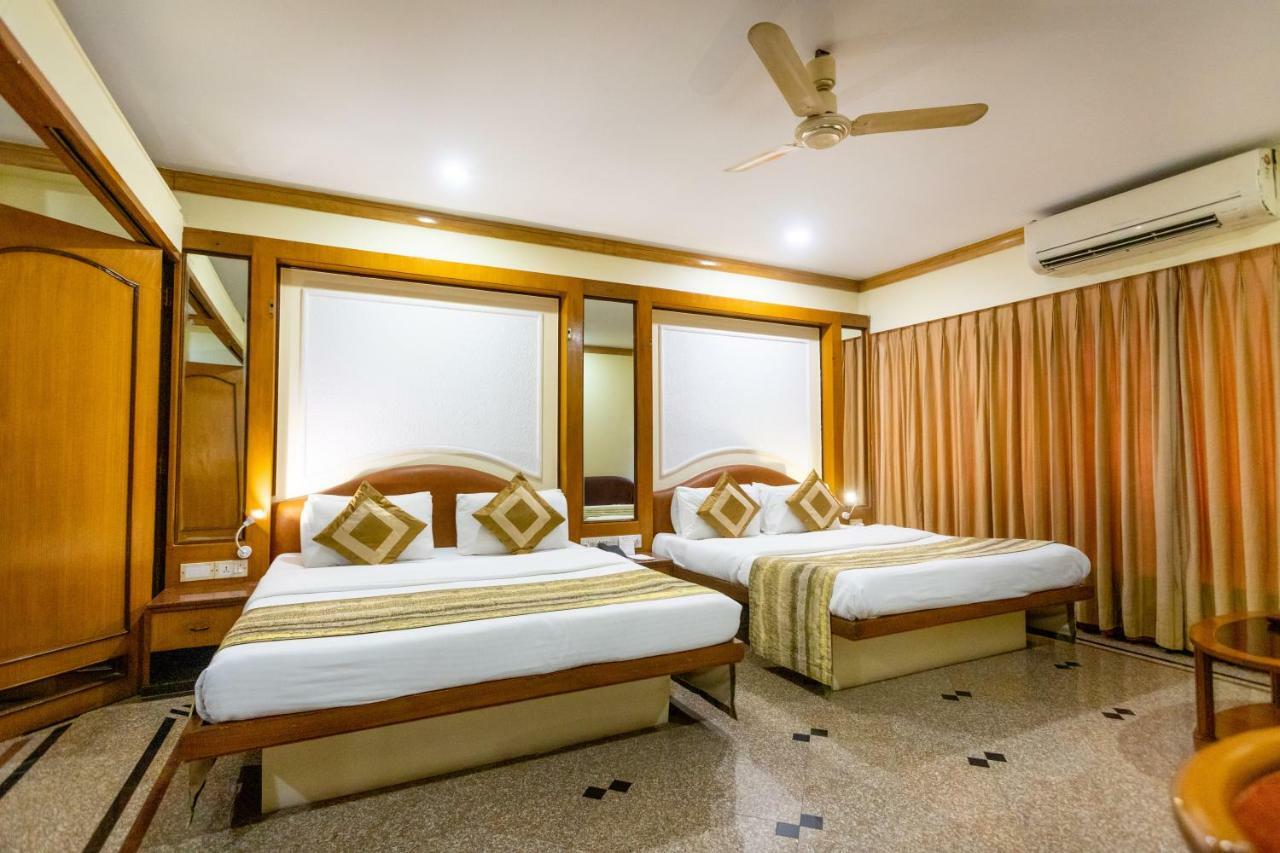 Garden Hotel Mumbai Exterior foto