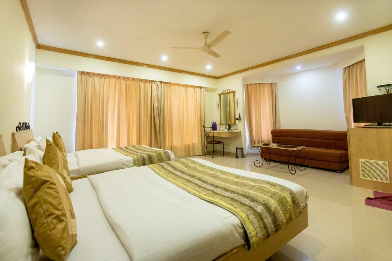 Garden Hotel Mumbai Exterior foto